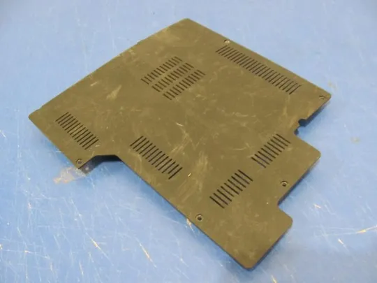 №154-4 сервісна кришка для Clevo Terra DNS W253ELQ оригінал З аукціону