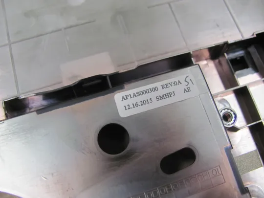 771-18 Кришка дно піддон корпуса 01GC28 AP1AS000300 для  DELL Inspiron 17 5755 5758 5759  оригінал Характеристики