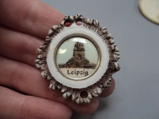 Купити Кулон сувениргный ГДР походный отдых Лейпциг Leipzig №17011