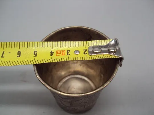 Рюмка стакан узор архитектура и цветы серебро 84 проба клеймо ИЕ3 вес 39,04 г размер 5,8х5 см №14327 Характеристики