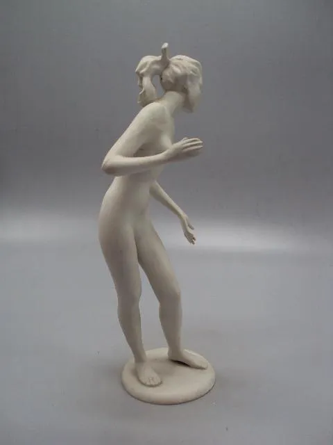 Фигура фарфор статуэтка Валлендорф Германия Wallendorf обнаженная девушка ню высота 21,8 см №14447 Недорого