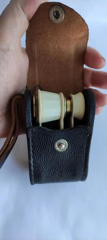 Винтажные театральный бинокль СССР. Винтажный советский маленький бинокль. lr127 Де купити