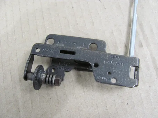 Купити номер0213-4 кріплення з петлею права  433.0C705.1001  для HP Pavilion 17-AK 17-BS  оригінал