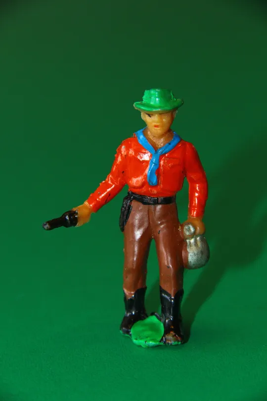 ковбой ГДР №058 ПРЕДІЖЕР КОФФІНС Ріхард Хопф  РАННЯ ФІГУРКА рідкісні кольори М`ЯКА РЕЗИНА Ціна