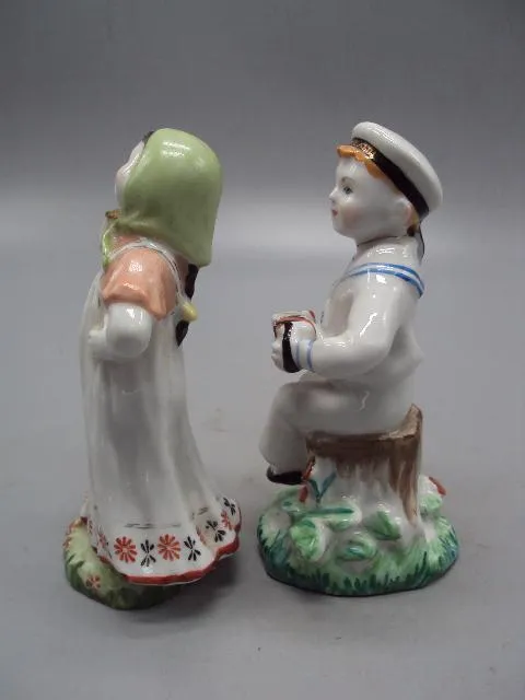 Купити Фигура фарфор ЛФЗ морячок матросик юный гармонист Смелый и девушка плясунья под реставрацию №31