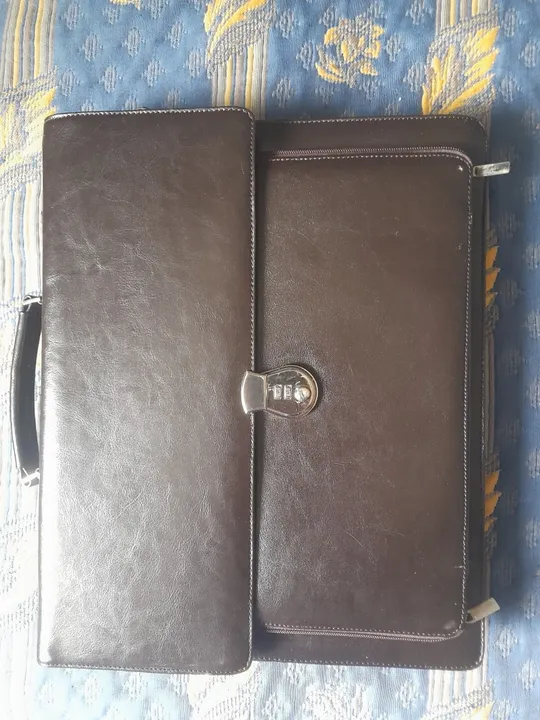 Портфель діловий, натуральна шкіра, сумка для документів з кодовим замком. Де купити