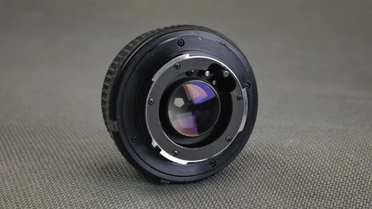 Купити объектив Minolta MD Rokkor-X 45mm/2.0 Ф49 на полный кадр (24x36mm)
