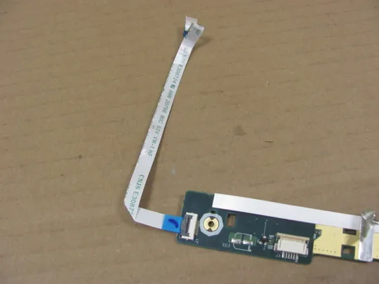 Купити 830-15 плата кнопки тачпаду  BA81-15515A  для  SAMSUNG  NP700 NP700G7A 700G  оригінал