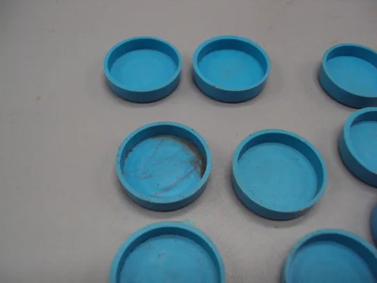 Шашки голубые 12 шт и белые 5 шт пластик №15975 Інтернет-аукціон