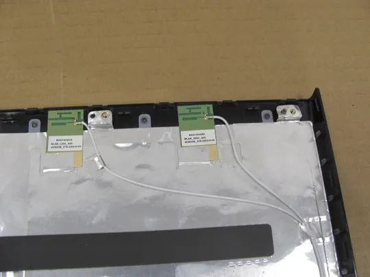 830-1 кришка матриці BA75-03328A    для  SAMSUNG  NP700 NP700G7A 700G  оригінал Де купити