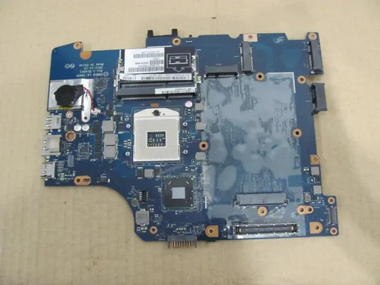 номер0023-1 материнська плата,Mainboard,Материнка,Основна плата,Системна плата,Плата системи,Laptop motherboard,мамка, ноутбучна плата LA-7902P для Dell Latitude E5530 Оригинал Ціна