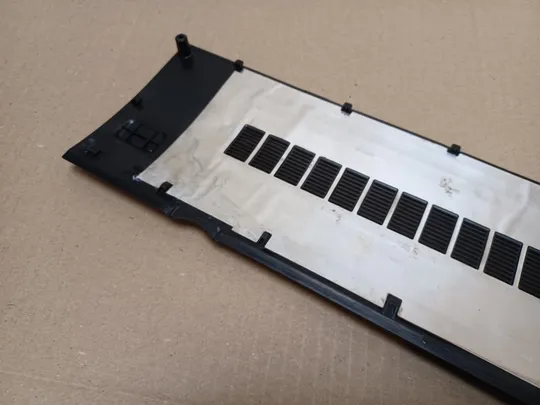 номер1080-3 сервісна кришка корпус панель доступу кришка доступу service cover 13GNDO1AP030-1 EBXJ4013010 для Asus F75A X75A X75VC  X75VD X75VB X75A1 F75 A75  оригінал З аукціону