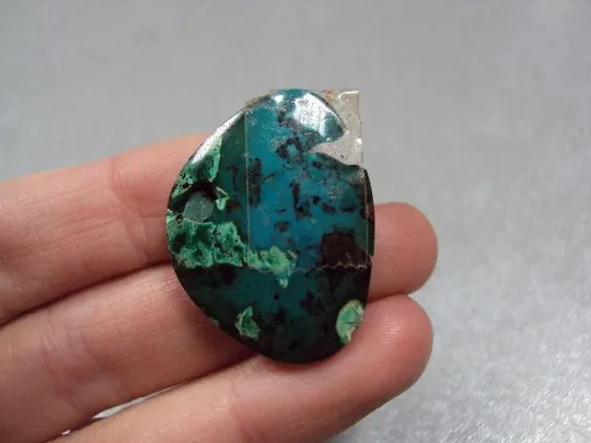 Купити Камень хризоколл для ювелирных изделий вес 4 г размер 4 х 29,5 х 22,5 мм №13289