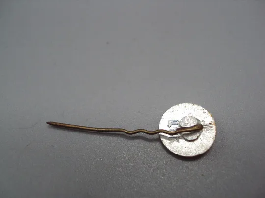 Знак Ленин голова портрет профиль круглый ссср фрачник игла №17674 З аукціону