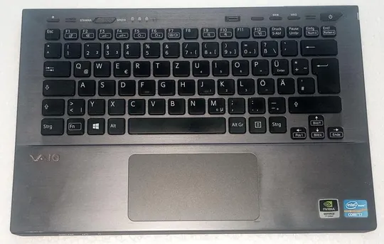 Середня частина корпуса (палмрест) з ноутбука SONY VAIO SVS13AB1KV 025-1003-2171 125-1DEB-2657 Ціна