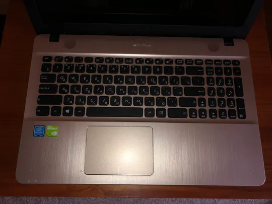 Ноутбук Asus X541SC N3710/4gb DDR4/SSD 120GB/Intel HD+GF810M 4 години Де купити