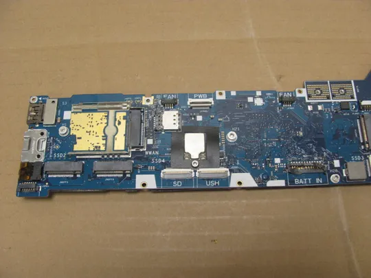 Купити номер0978-5 материнська плата Mainboard Материнка Основна плата Системна плата Плата системи Laptop motherboard мамка  ноутбучна плата  HDC50 LA-L882P  i7-12850HX SRLGH для Dell Precision 7670 оригінал