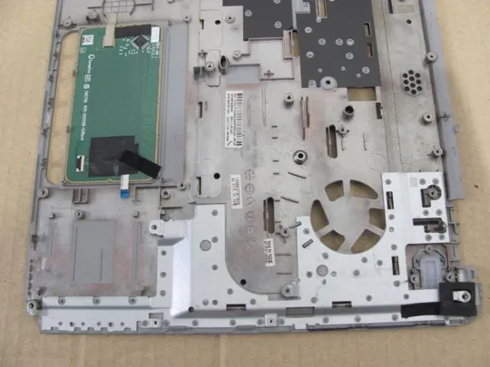 №180-35 панель палмрест та тачпад 840751-001 1510B1825402 для HP Probook 650 G2 оригінал Недорого