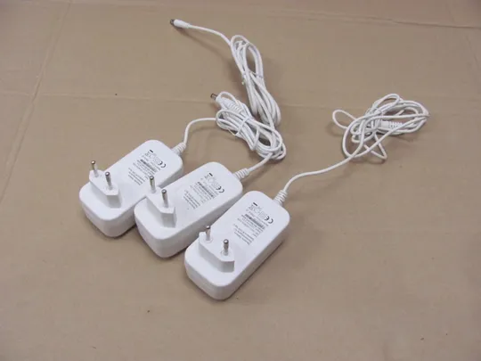 Блок живлення Deutsche Telekom 12V 2.5A (30W) адаптер живлення W 724V  WA-30H12FG-AAAA 12.0V 2.5A 5.5 х 2.1mm оригінал ЦІКАВИТЬ ОПТ Ціна