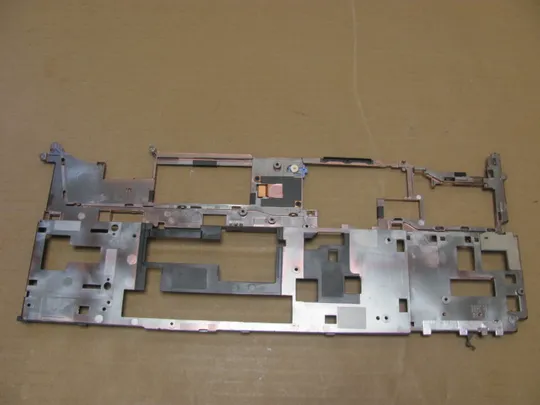 Купити номер1001-7 кріплення Фіксатор Скоби Закріплювач Механізм з'єднання fastening корпусу 0V95GK AP30P000200  для Dell Precision 7750 7760 оригінал