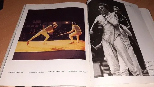 Фото Альбом &quot;Спорт-посол мира&quot; Год издания: 1977. Продаж