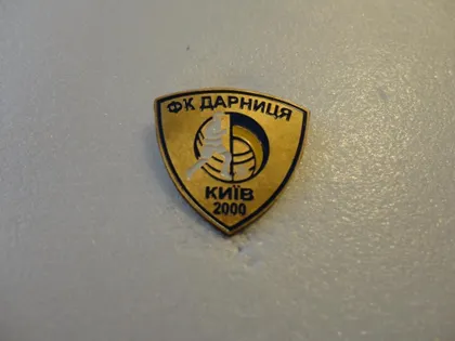 фото, Футбол. Значок ФК Дарниця Киев, Украина .