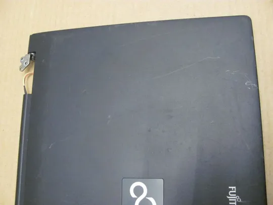 номер0131-3 кришка матриці + кріплення з петлями для FUJITSU E780 оригінал З аукціону