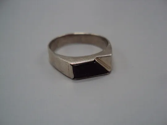 Кольцо прямоугольник печатка печать серебро 925 проба Украина вес 3,22 г 20-20,5 размер №15443 Ціна