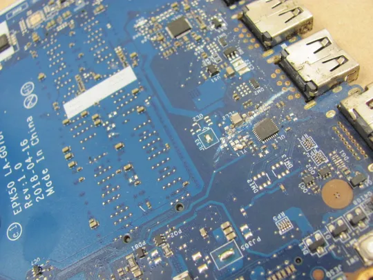 номер0928-10 материнська плата EPK50 LA-G07DP  L49974-601 SR3TK i3-7020U  для HP 15-DA  оригінал З аукціону