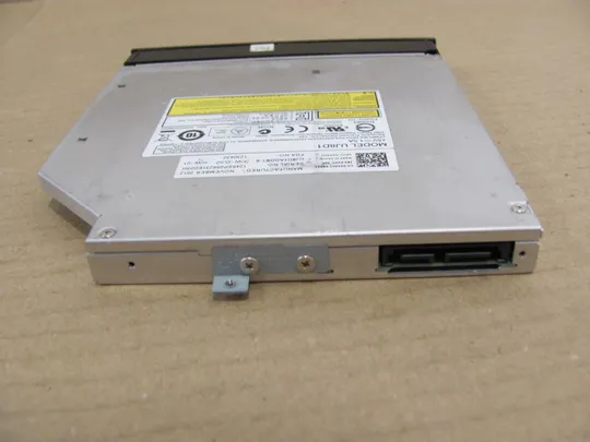 8-31 DVD привід для Dell VOSTRO 3560 V3560 оригінал З аукціону