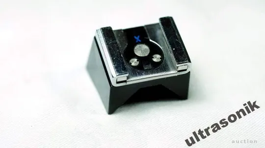 Купити съемный горячий башмак под вспышку Olympus OM-1n, OM-2n модель Shoe-.