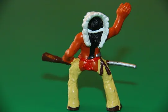 Купити ІНДІАНЕЦЬ ВОЖДЬ индеец 65-70мм BULLY BULLYLAND ФРГ м`яка резина!