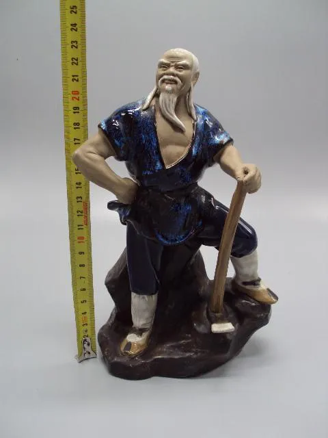 Купити Фигура керамика статуэтка Китай китаец стоит с киркой высота 22,5 см №13566