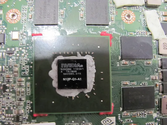 67-4   відеокарта 0KDWV4 Nvidia Quardo 1000M , 2GB, DDR3 для  Dell Precision M4600 оригінал Недорого