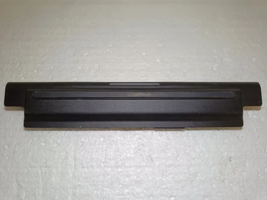 Батарея Аккумулятор DELL Type MR90Y 65wh 11.1V - до ноутбука З аукціону