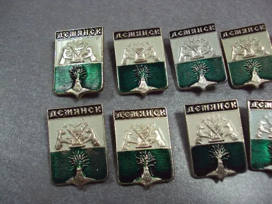 Купити знак герб демянск лот 12 шт №3789