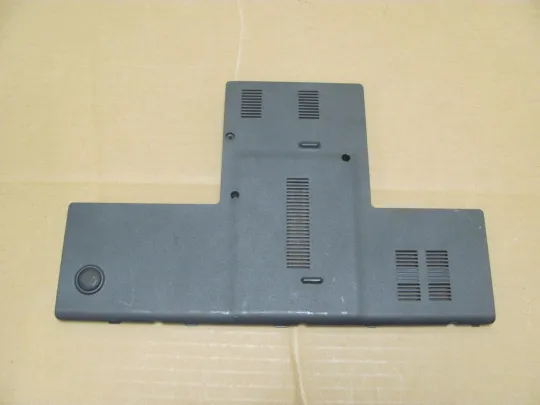 номер0957-8 сервісна кришка Сервісна кришка для ноутбука Корпус Дно Панель доступу Кришка доступу service cover 42.4N003.001 для Medion Akoya P7624  оригінал Ціна