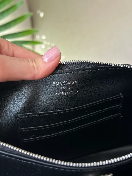 Сумка Balenciaga Rodeo Sling Pochette in Black/Silver 99696 Інтернет-аукціон
