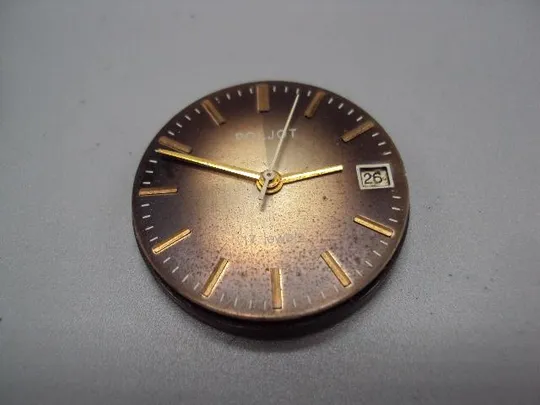 Механизм, циферблат и пластиковое стекло наручные часы Полет 17 камней календарь не на ходу №14620 Недорого