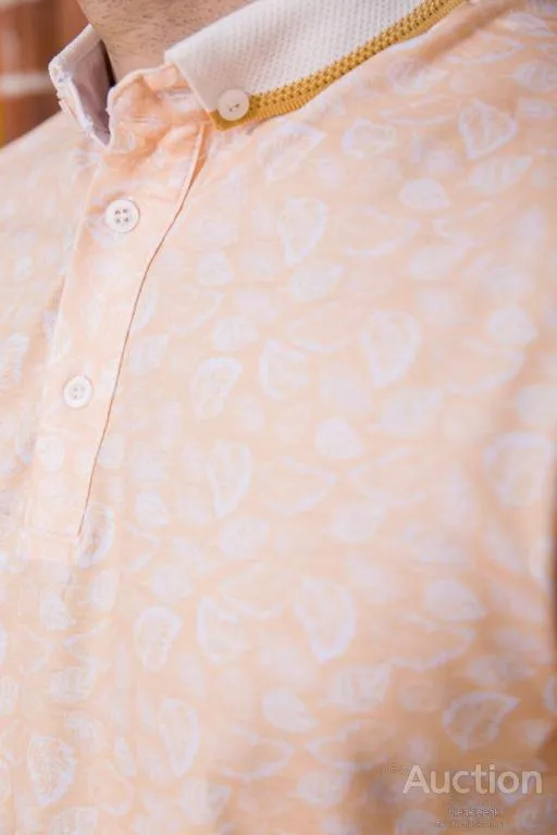 Мужское поло в принт, персикового цвета, 194R2012 Де купити