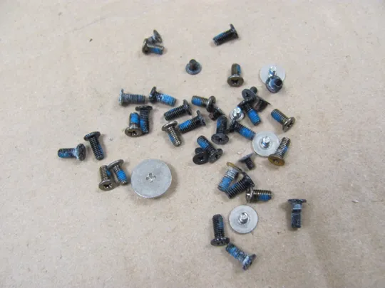 номер0327-26 комплектуюче гвинти  для Acer Aspire V5 V5-571P V5-571P-6499  оригінал Ціна