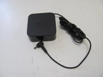 фото, 4906 адаптер живлення ASUS ADP-65GD B 19V 3.42A НІМЕЧЧИНА