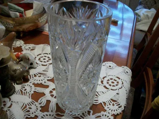 Вазы 2-Две Штук. Ваза хрустальная СССР, 30-см высота, тяжелая-красивая. Ваза сиреневая 28-см. 1970-е Ціна