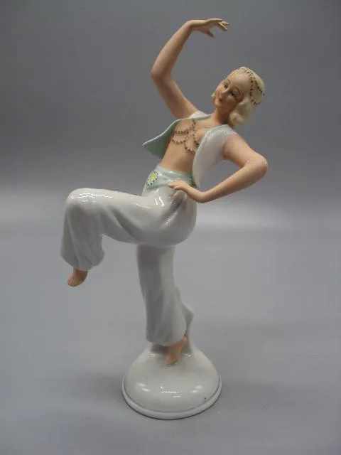 Фигура фарфор статуэтка Schaubach Kunst Германия Кунст танцовщица девушка танцует 23 см №14493 Ціна