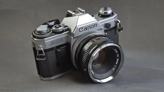 объектив Canon FD 50mm/1.8 металлический Ф52мм на полный кадр (24x36mm) Інтернет-аукціон