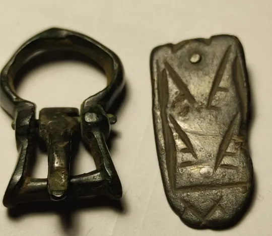 Части ремня-пряжка и окончание хазарский каганат 10 век hd515 Ціна