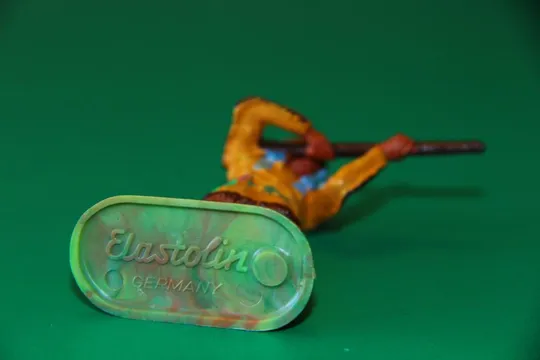 ІНДІАНЕЦЬ СТРІЛОК №6840 индеец ELASTOLIN 70мм ФРГ З аукціону