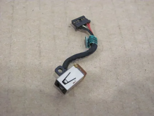 №172-19 роз'єм живлення 728598-SD0 для HP FOLIO 1040 G3 оригінал Ціна