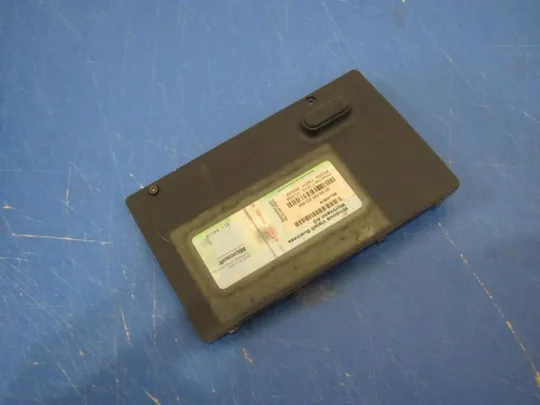 №64-4 сервісна кришка 6-42-M76SJ.102 для Clevo M760S оригінал Ціна