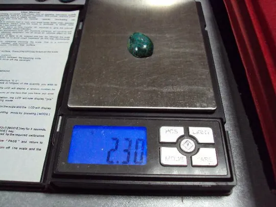 Камень хризоколл зеленый для ювелирных изделий вес 2,3 г 6 х 24 х 18 мм №13272 Інтернет-аукціон